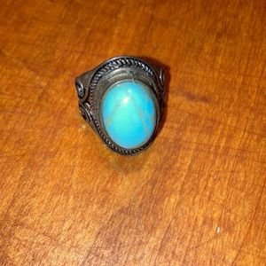 🔮📿 Vintage Turquoise Ring Silver Color • Austin, TX Joshua Tree, CA Girl 💎🌵